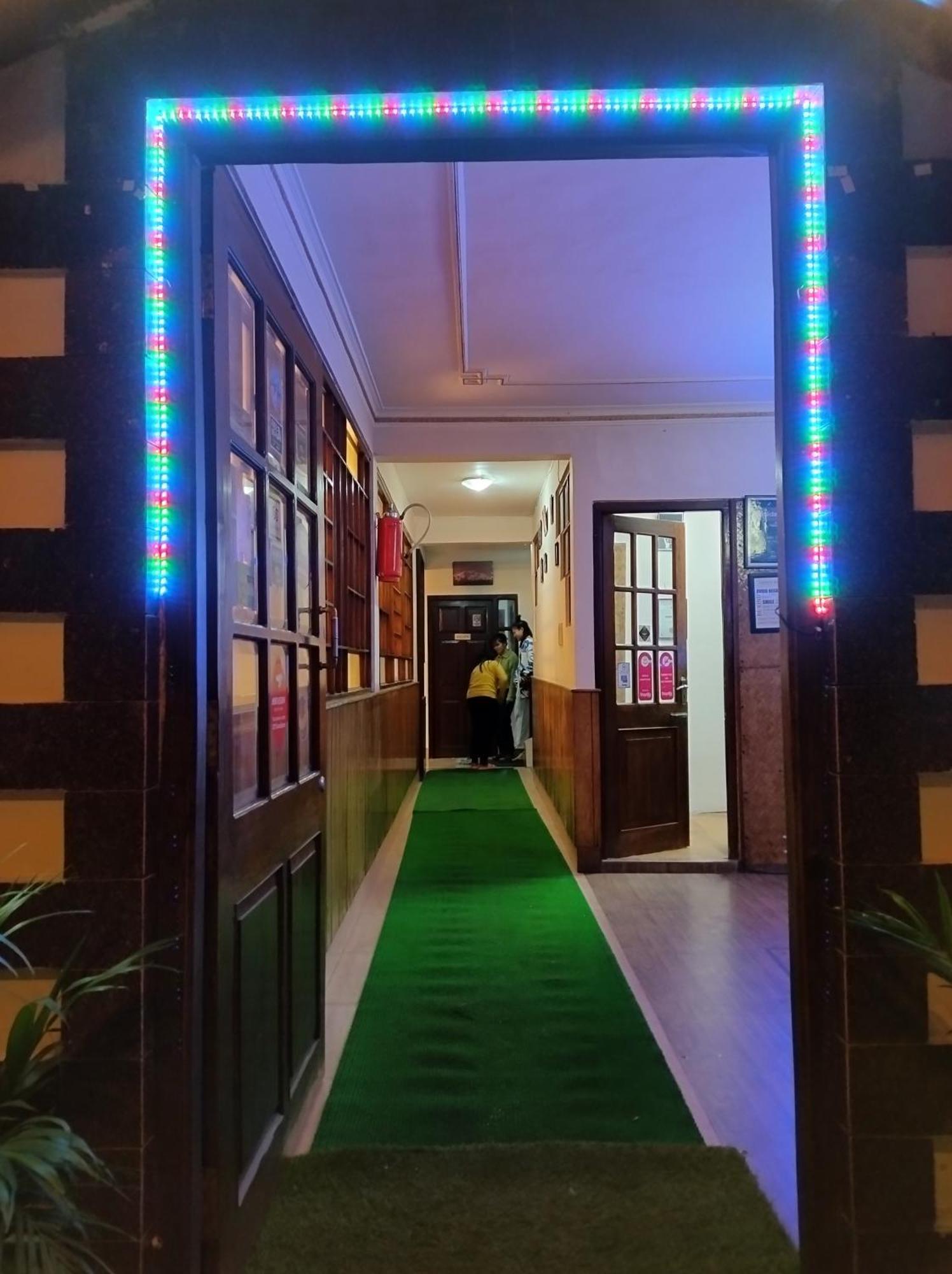 Bamboo Grove Otel Gangtok Dış mekan fotoğraf